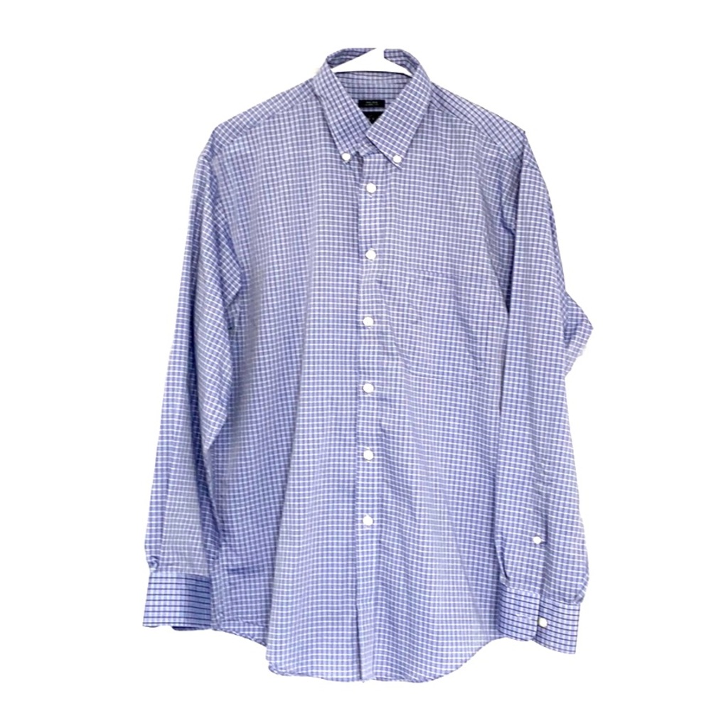 $35 for 2 men’s classic shirt M